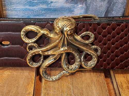 Octopus Buckle in Solid Brass