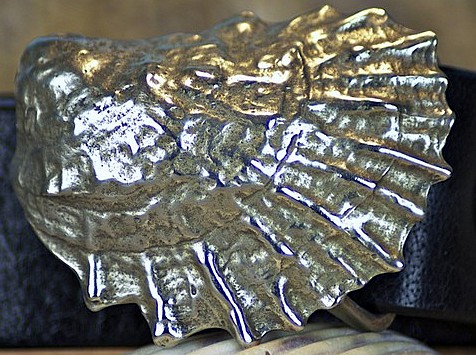 Martha's Vineyard Oyster Shell Belt Buckle in White Bronze Silver