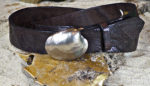 Quahog Shell Leather Belt in White Bronze Silver