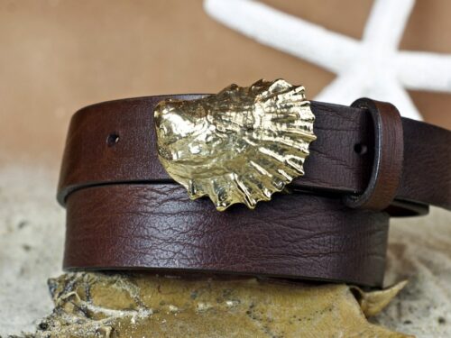 Martha’s Vineyard Aquinnah Tomahawk Oyster Shell Leather Belt in Solid Brass