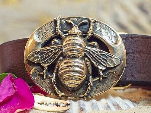 Large Honey Bee Buckle Large Honey Bee Buckle in Solid Brass