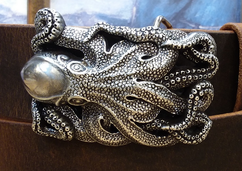 Kraken Buckle in Antique Silver