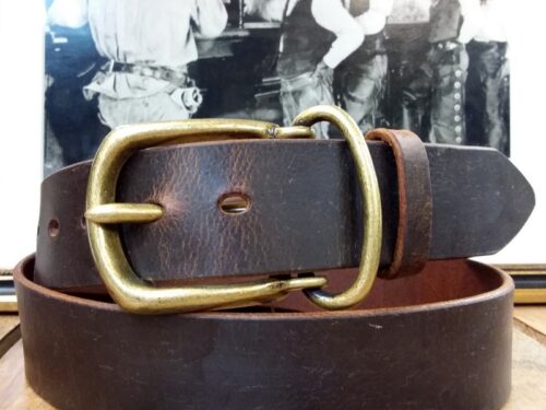 Merek Distressed Men’s Leather Brown Belt in Antique Brass