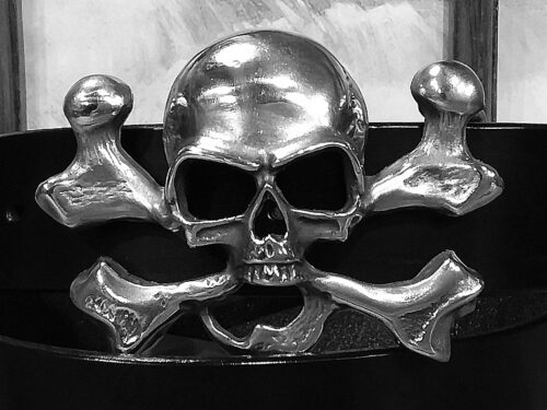 Skull Buckle in White Bronze Silver