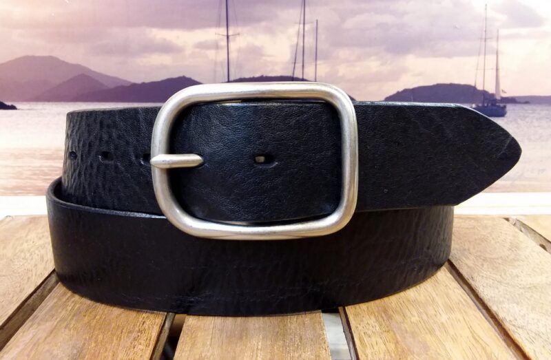 Center Bar Buckle Leather Belt in Black Aztec with Nickle Matte