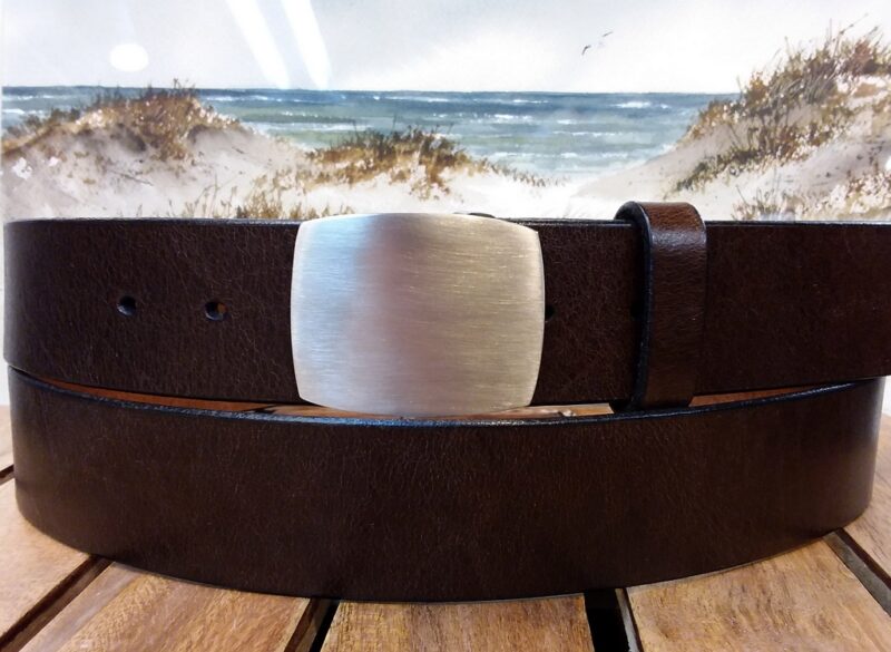 Cape Cod Cushion Plaque Belt on Brown Glazed in White Bronze Silver